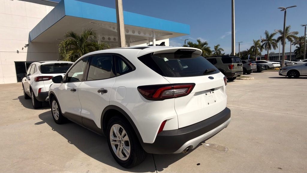 2023 Ford Escape Base