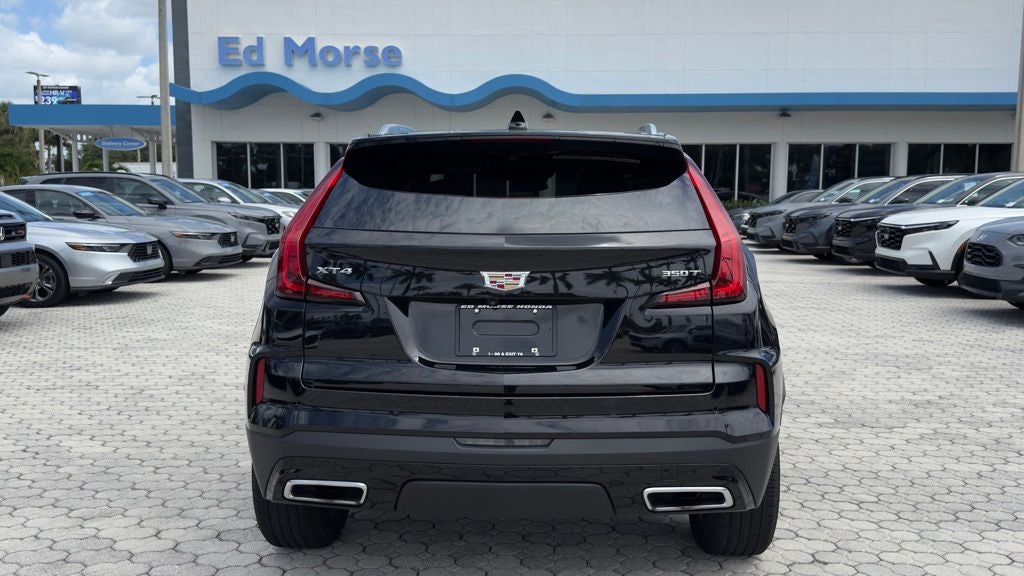 2024 Cadillac XT4 Premium Luxury
