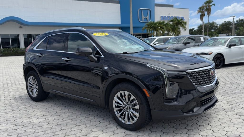 2024 Cadillac XT4 Premium Luxury