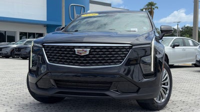 2024 Cadillac XT4 Premium Luxury