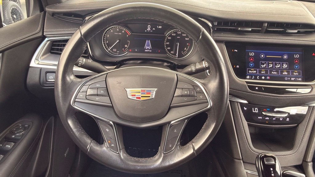 2023 Cadillac XT5 Luxury