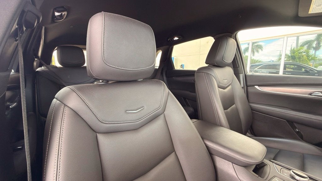 2023 Cadillac XT5 Luxury