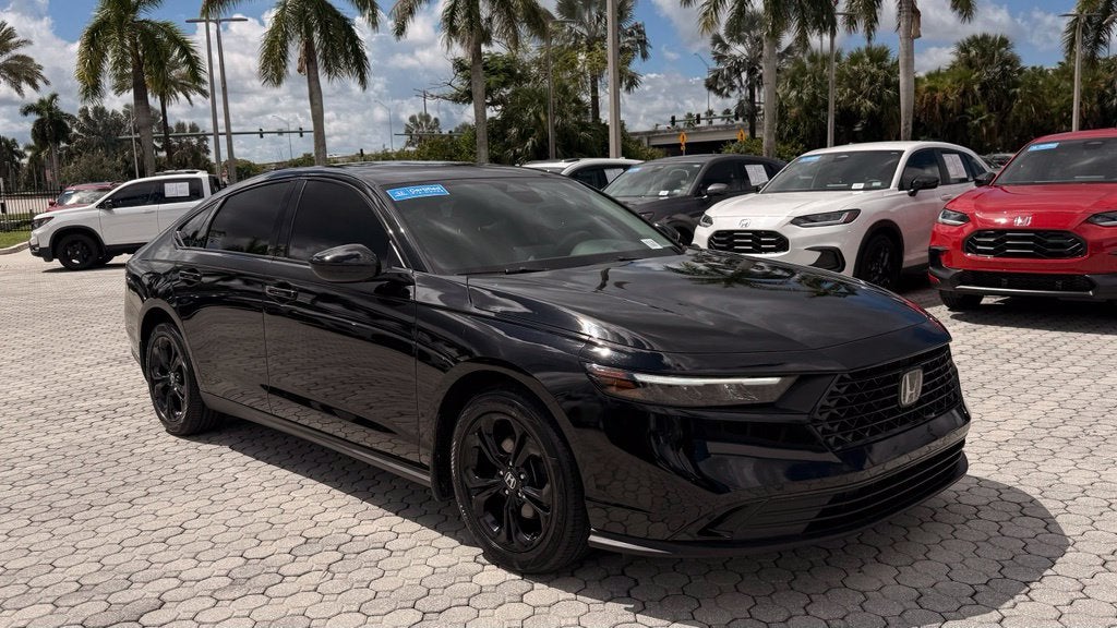 2025 Honda Accord SE - Photo 15