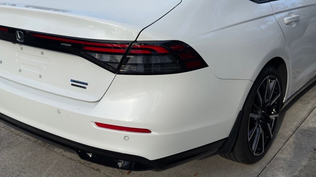 2025 Honda Accord Hybrid Touring