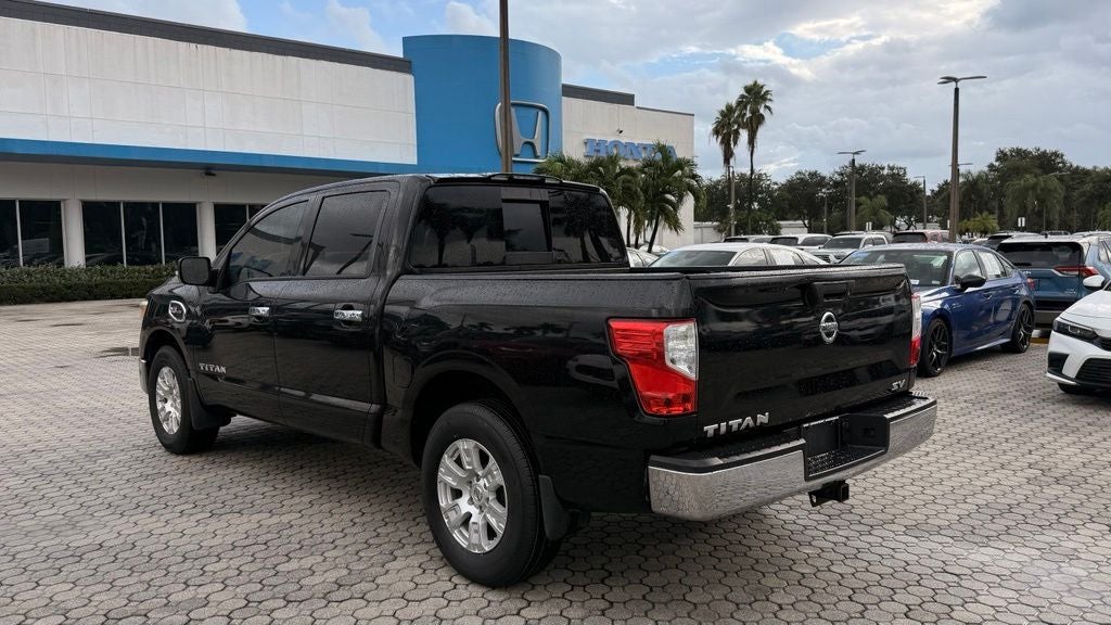 2017 Nissan Titan SV