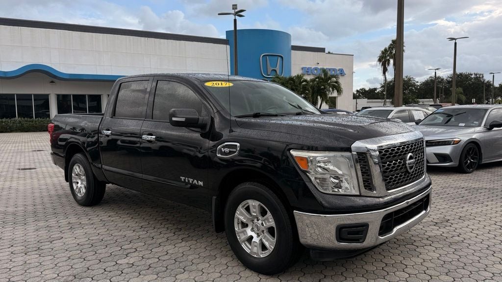 2017 Nissan Titan SV