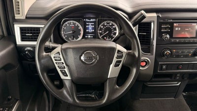 2017 Nissan Titan SV