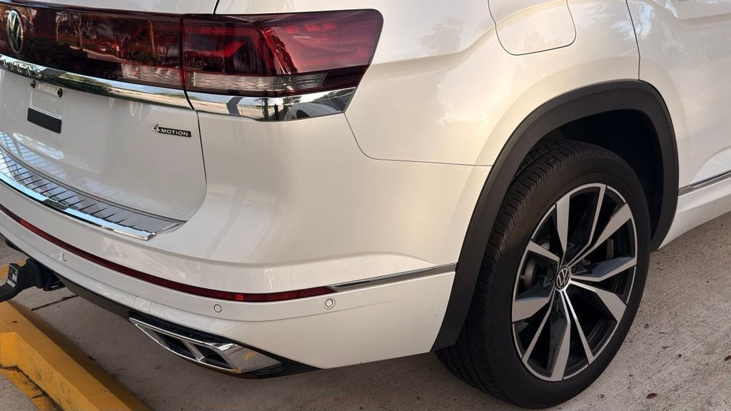 2025 Volkswagen Atlas 2.0T SEL Premium R-Line