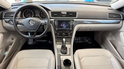 2018 Volkswagen Passat 2.0T SE
