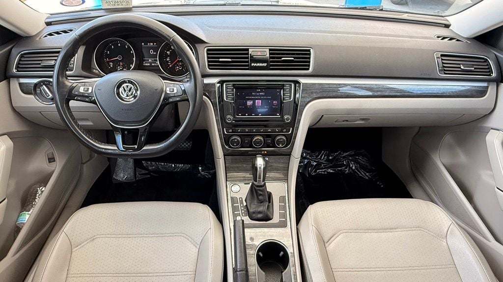 2018 Volkswagen Passat 2.0T SE
