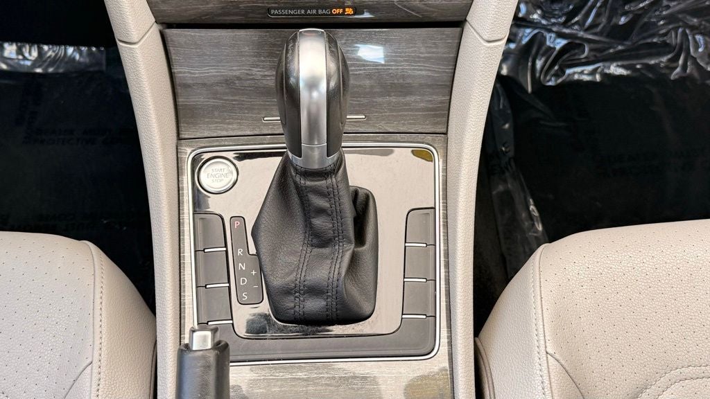 2018 Volkswagen Passat 2.0T SE