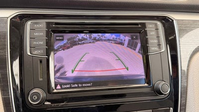 2018 Volkswagen Passat 2.0T SE