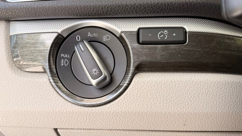 2018 Volkswagen Passat 2.0T SE