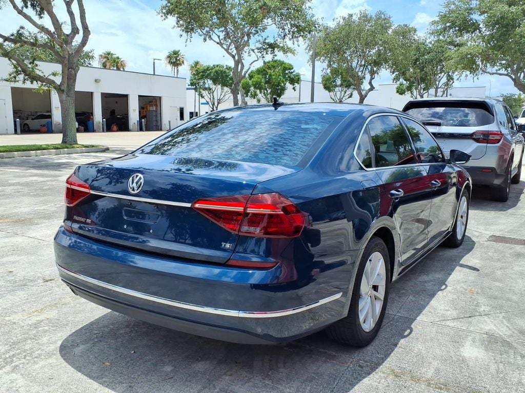 2018 Volkswagen Passat 2.0T SE