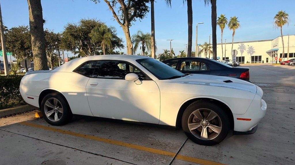 2019 Dodge Challenger SXT