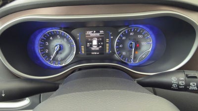 2022 Chrysler Voyager LX