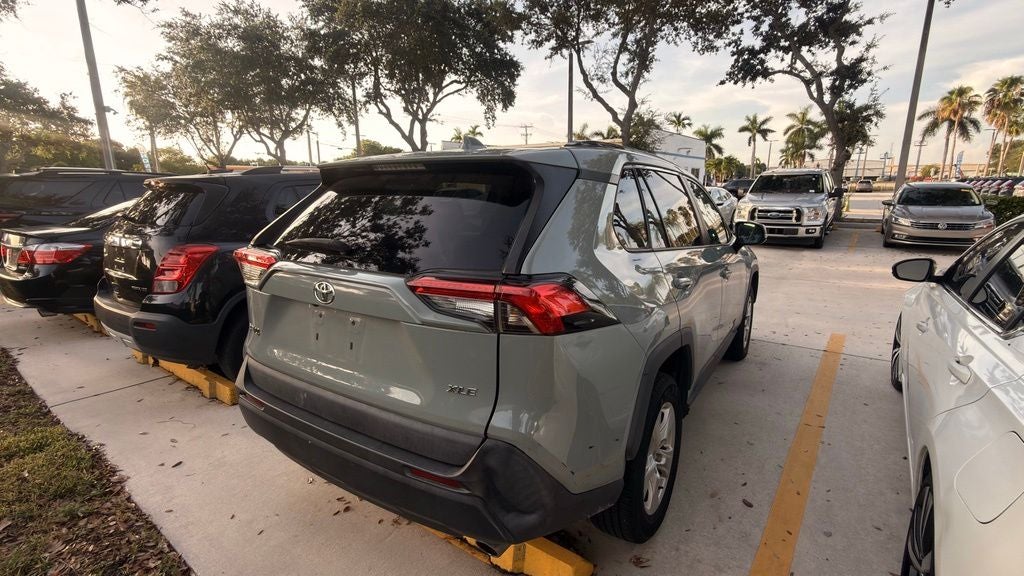 2021 Toyota RAV4 XLE
