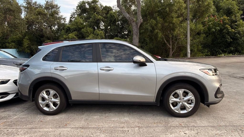 2025 Honda HR-V LX