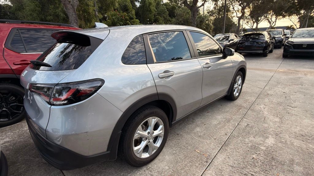 2025 Honda HR-V LX