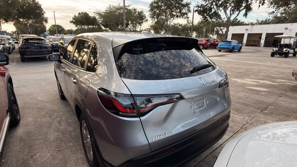 2025 Honda HR-V LX