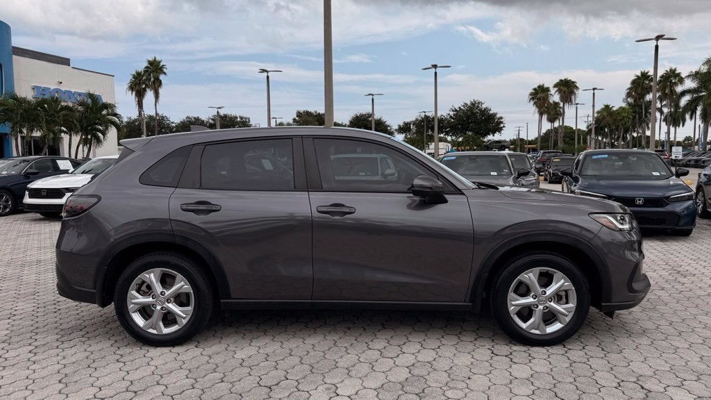 2025 Honda HR-V LX