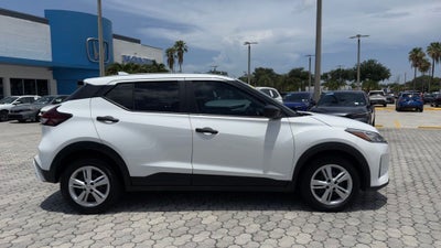 2021 Nissan Kicks S