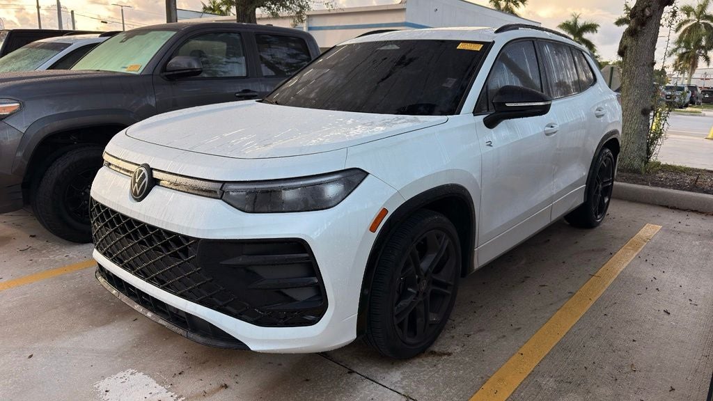 2025 Volkswagen Tiguan 2.0T SE R-Line Black