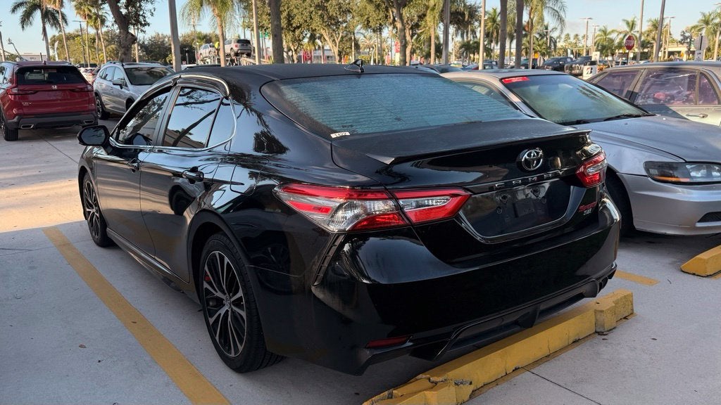 2019 Toyota Camry SE