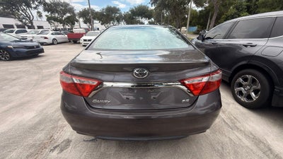 2017 Toyota Camry SE
