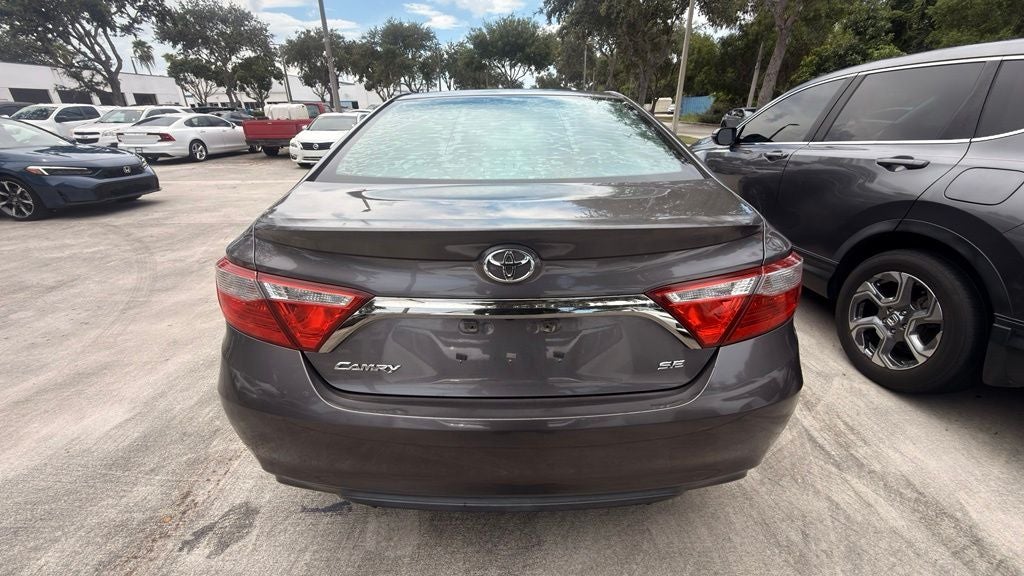 2017 Toyota Camry SE