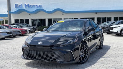 2025 Toyota Camry SE