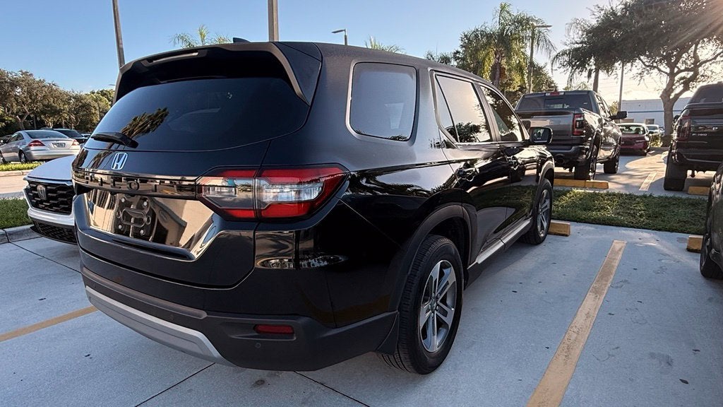 2024 Honda Pilot EX-L 8 Passenger