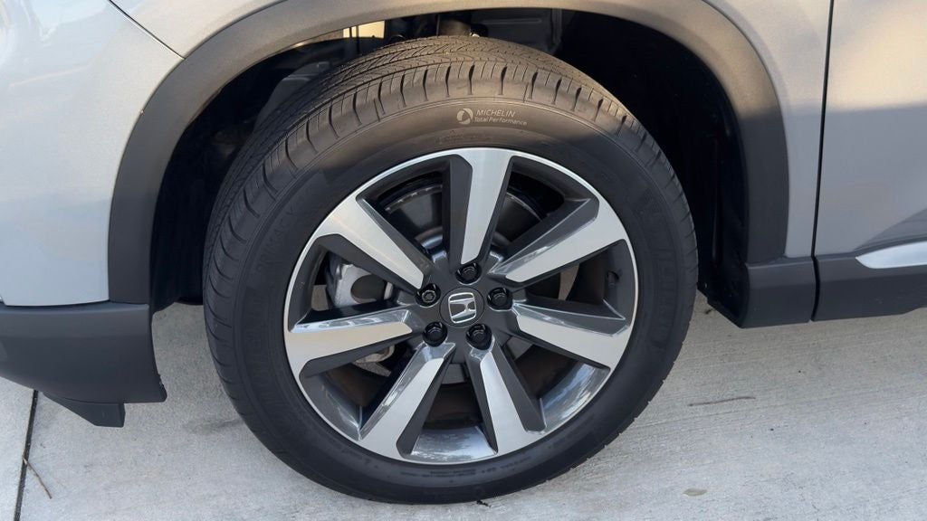 2025 Honda Pilot Touring
