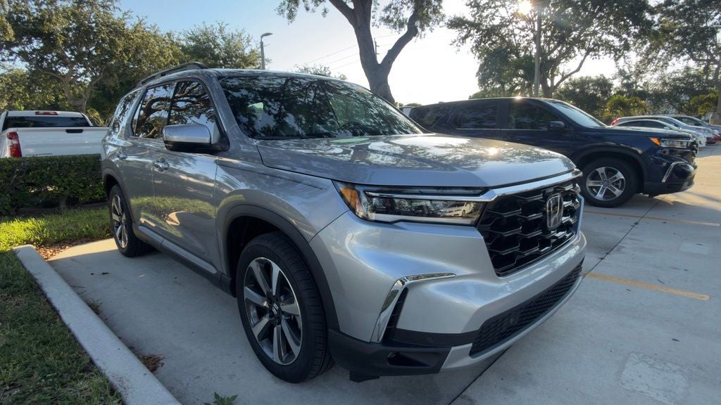 2025 Honda Pilot Touring