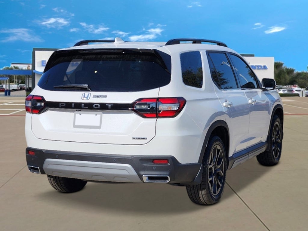 2025 Honda Pilot Touring