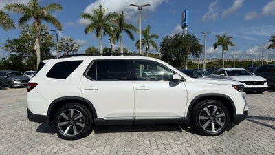2024 Honda Pilot Touring