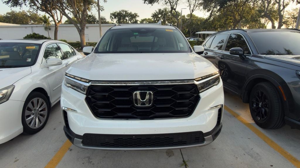 2024 Honda Pilot Touring