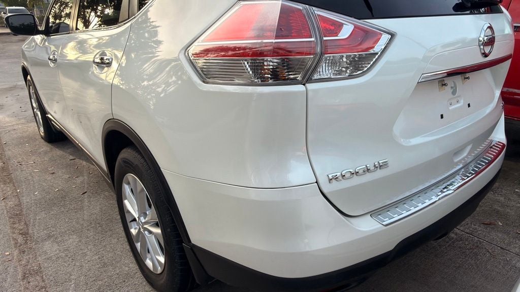 2016 Nissan Rogue SV