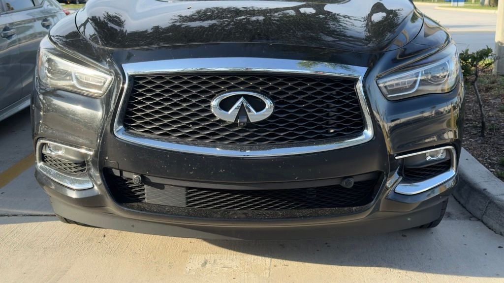 2020 INFINITI QX60 LUXE