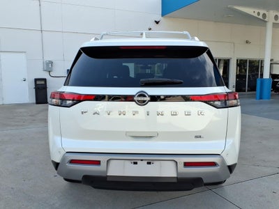 2023 Nissan Pathfinder SL