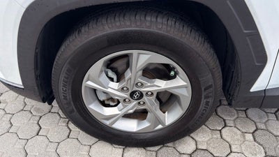 2022 Hyundai Tucson SE