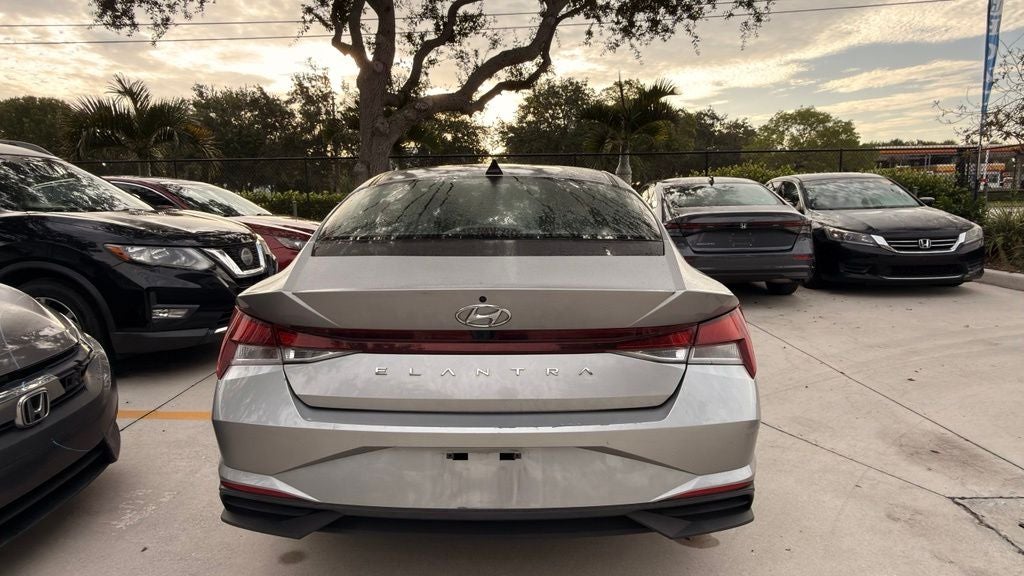 2021 Hyundai Elantra SEL