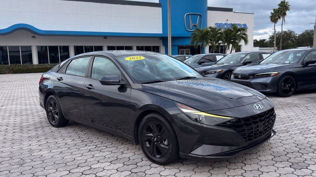 2022 Hyundai Elantra SEL
