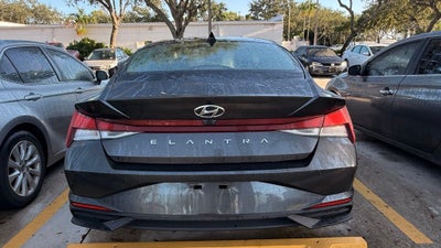 2022 Hyundai Elantra SEL