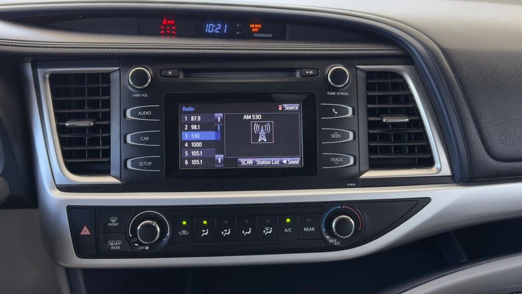 2019 Toyota Highlander LE