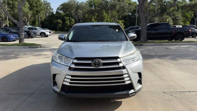 2019 Toyota Highlander LE