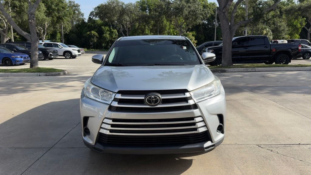 2019 Toyota Highlander LE