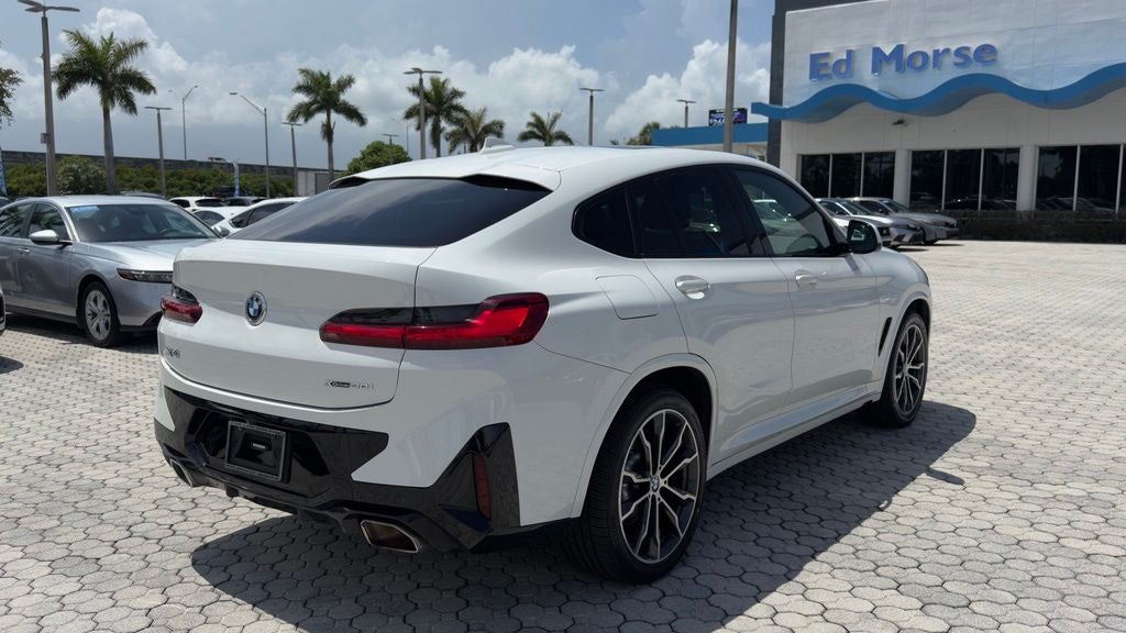 2022 BMW X4 xDrive30i