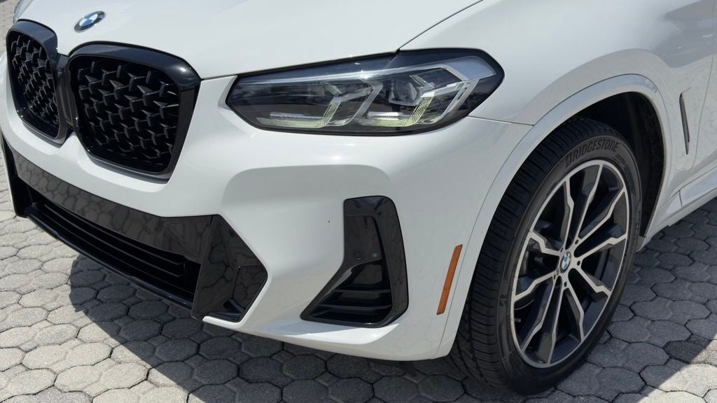 2022 BMW X4 xDrive30i