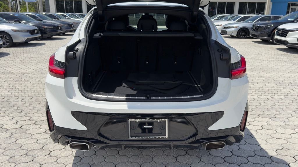 2022 BMW X4 xDrive30i